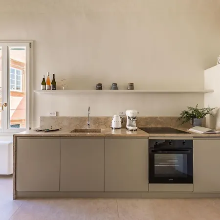 Casa Annabella - Palazzo Venneri Lloyd Apartment